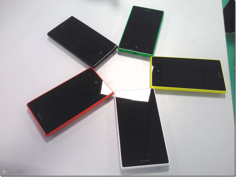 Nokia Lumia 830 3